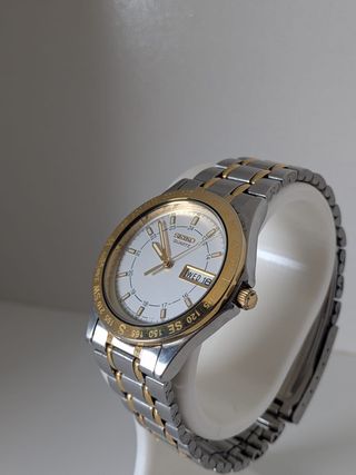 Reloj Seiko 7N43-6A40 Cuarzo Hombre Oro Plata