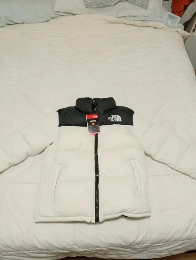 Chaqueta The North Face Negra y Blanca