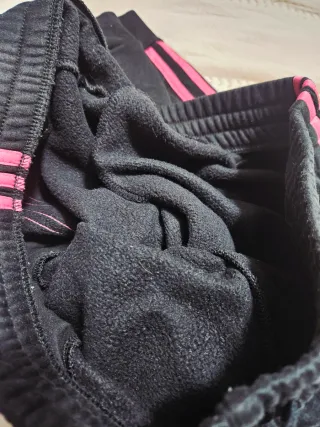 Chándal Adidas negro y rosa