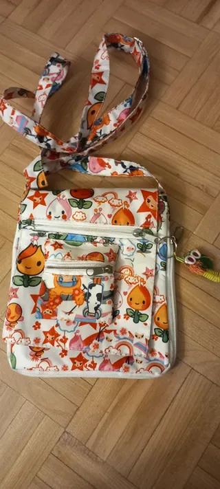 Bolso infantil estampado precioso y regalo llavero