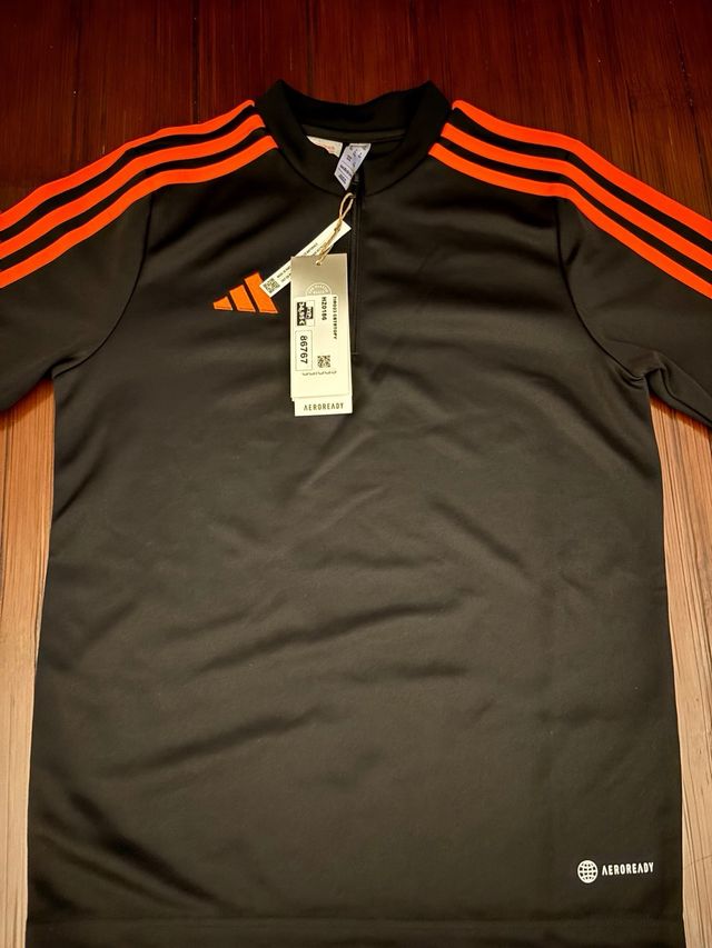 Sudadera Adidas niño negra y naranja Talla M