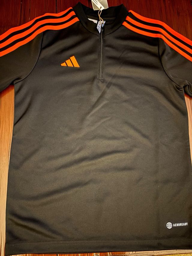 Sudadera Adidas niño negra y naranja Talla M