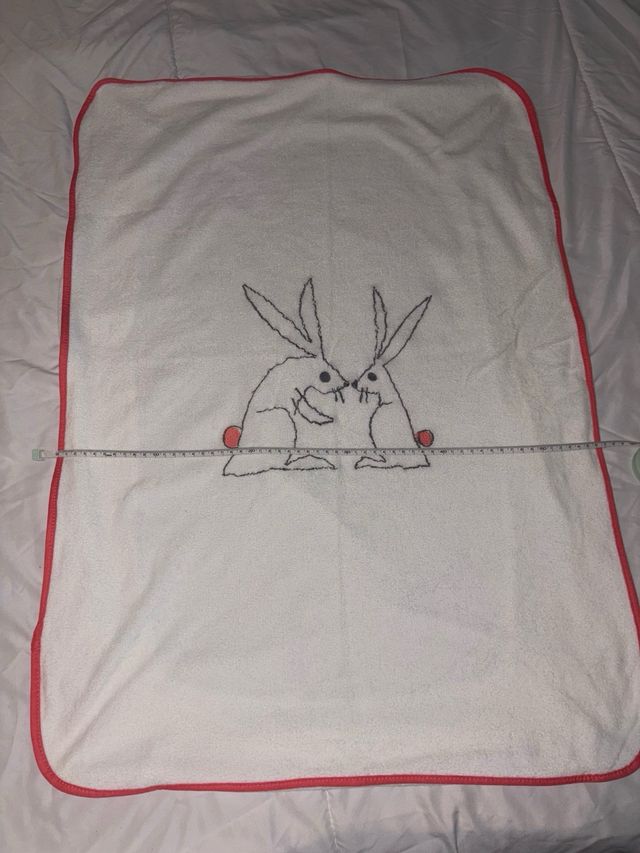 Funda cambiador IKEA con conejitos