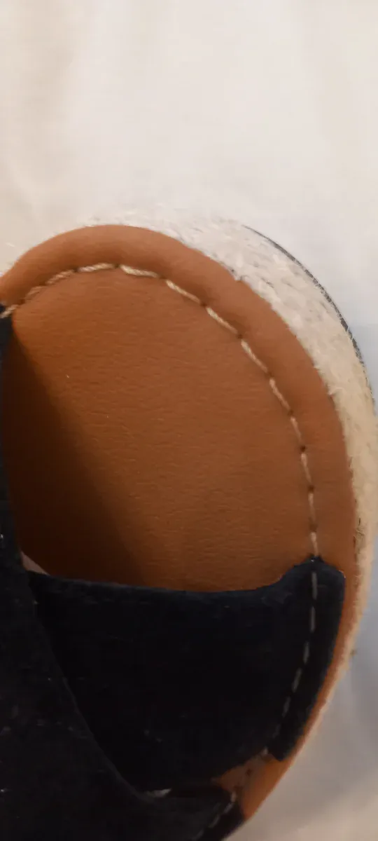 Sandalias Popa negras y crema Talla 36