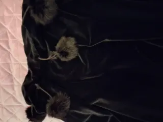 Capa Terciopelo Negra con Bolsillos