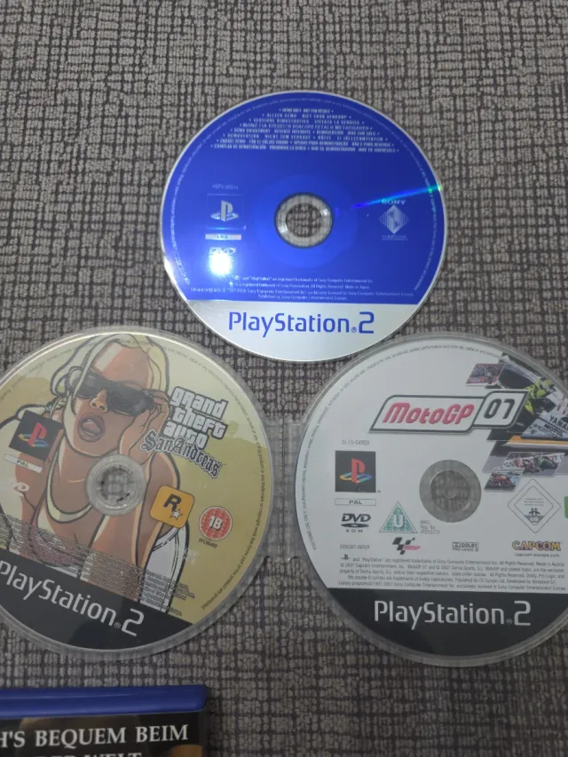 Juegos PS2: World Series Poker y MotoGP 07