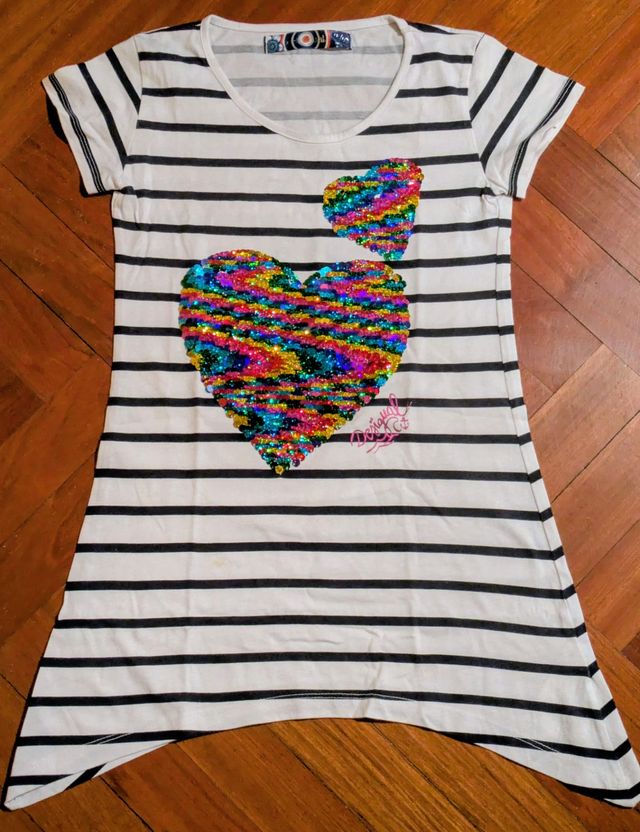 Maglietta DESIGUAL con paillettes