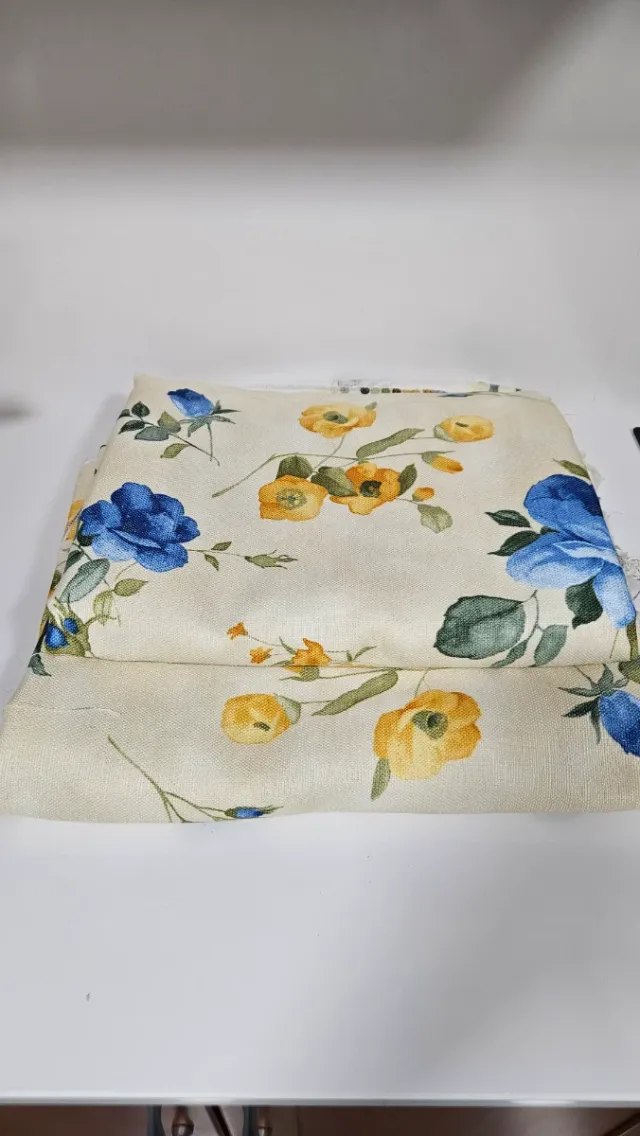 2 Pezzi di Tessuto Floreale Blu e Giallo