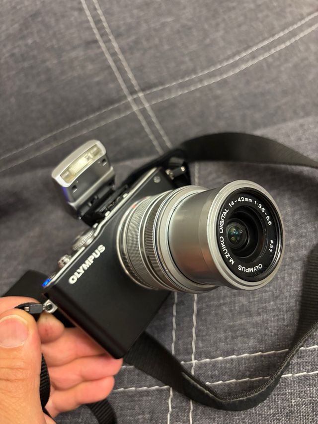 Cámara Olympus Digital M.Zuiko 14-42mm