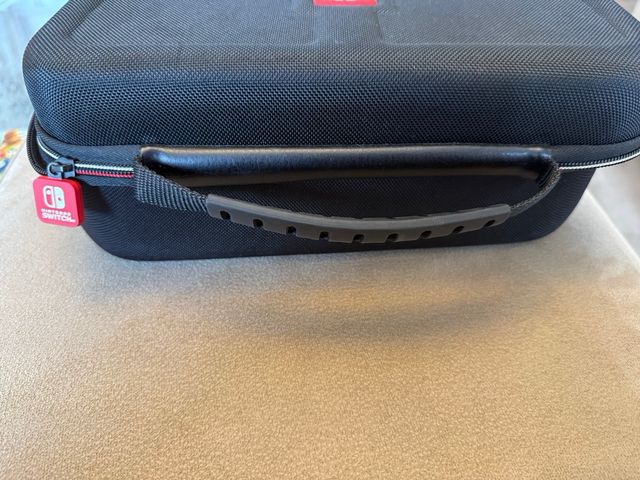 Funda maletín Nintendo Switch