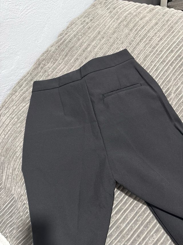 Pantalón negro talla 38