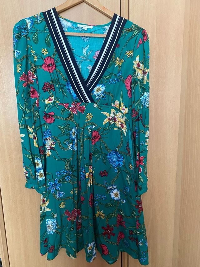 Vestido Springfield floral verde