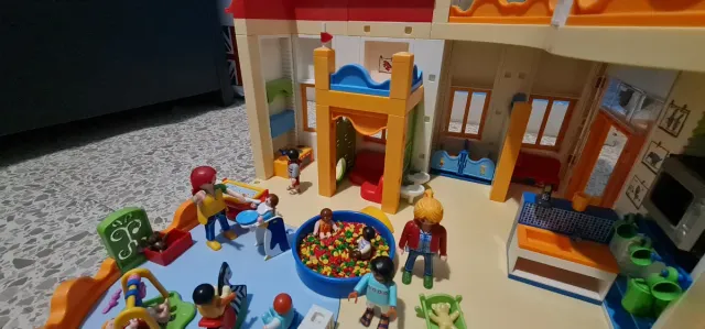 Playmobil Guardería 5570 + 5576 + 70314