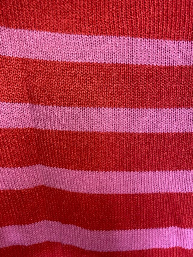 Jersey rayas cuello alto rojo y rosa