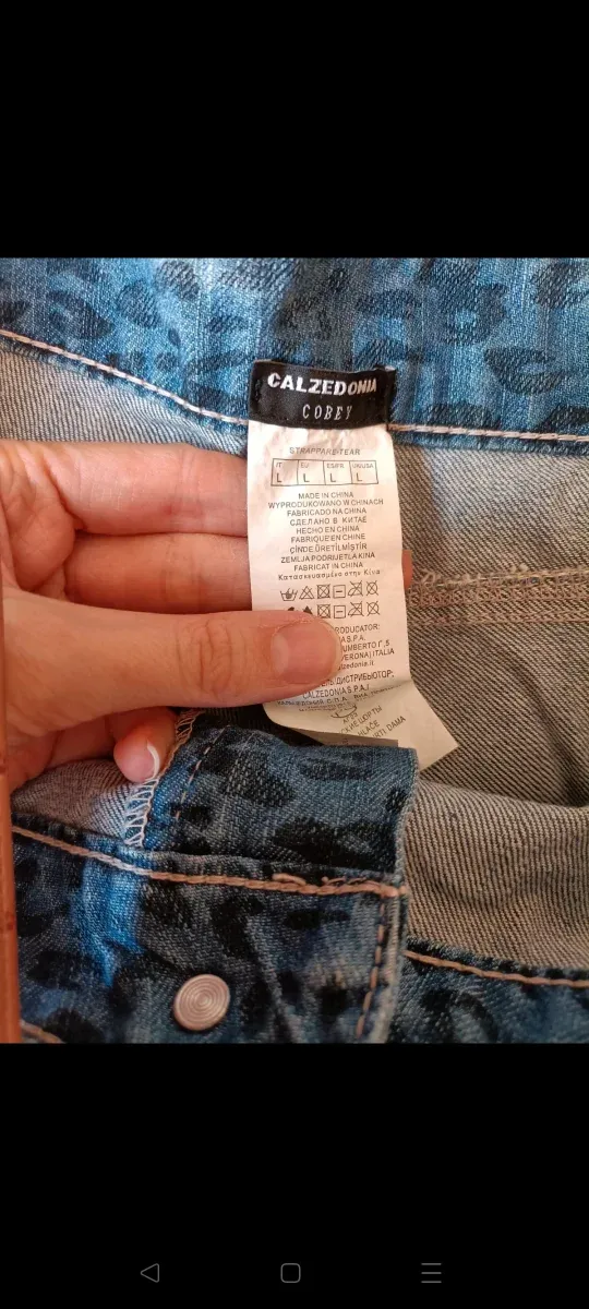 Shorts vaqueros degradado estampado de guepardo