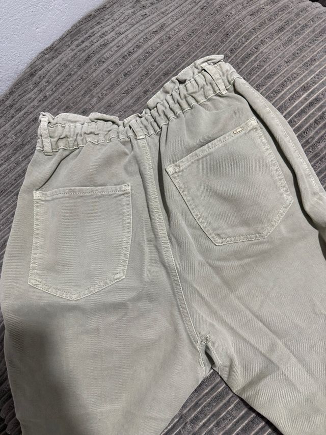 Pantalón verde cintura elástica