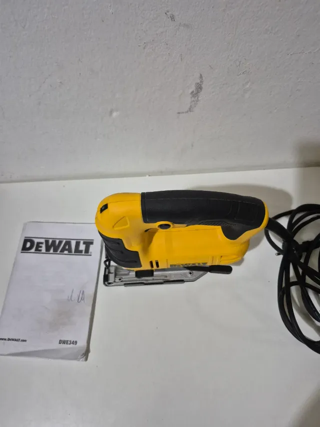 Sierra de calar dewalt