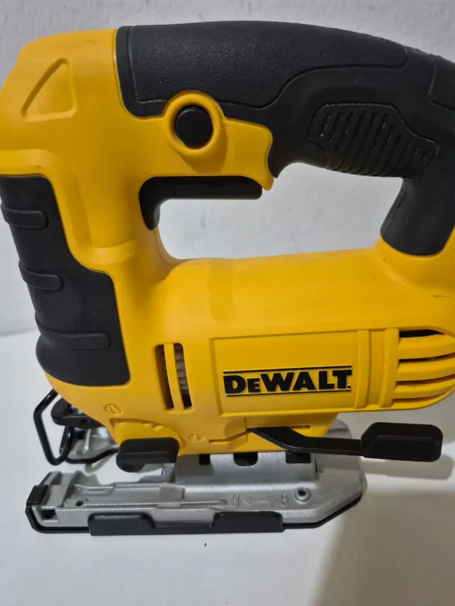 Sierra de calar dewalt