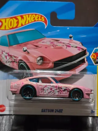 Hot Wheels Datsun 240Z Rosa Fiori