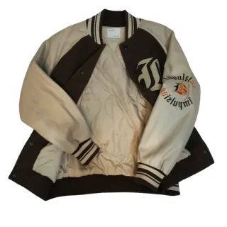 Chaqueta Béisbol Bershka Beige y Marrón