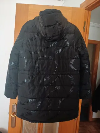 Chaqueta tres cuartos negra