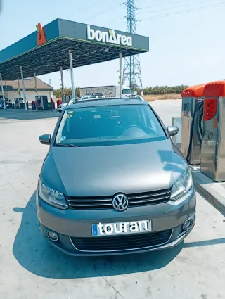 Volkswagen Touran 2011