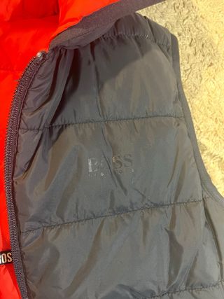 Chaleco Hugo Boss reversible negro/rojo