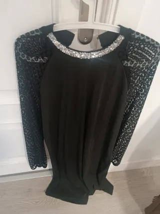 Vestido fiesta negro con pedrería