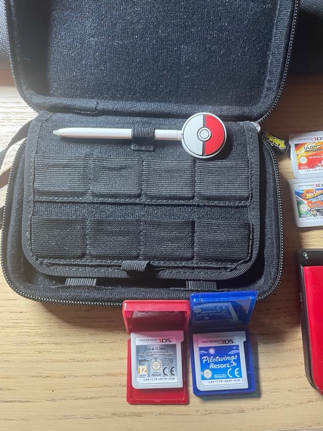 Nintendo 3DS XL Rosso