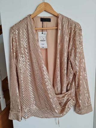 Blusa Zara lentejuelas doradas talla L