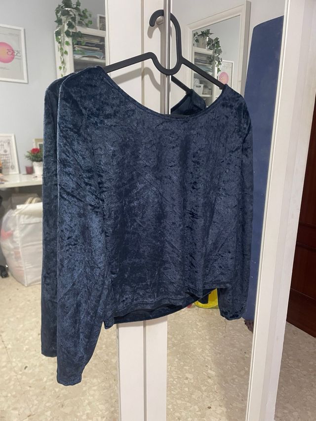 Camiseta azul terciopelo manga larga