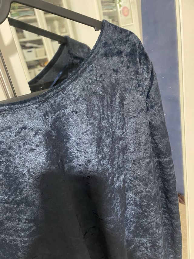 Camiseta azul terciopelo manga larga