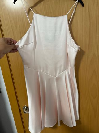 Vestido satinado rosa