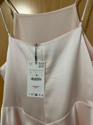 Vestido satinado rosa