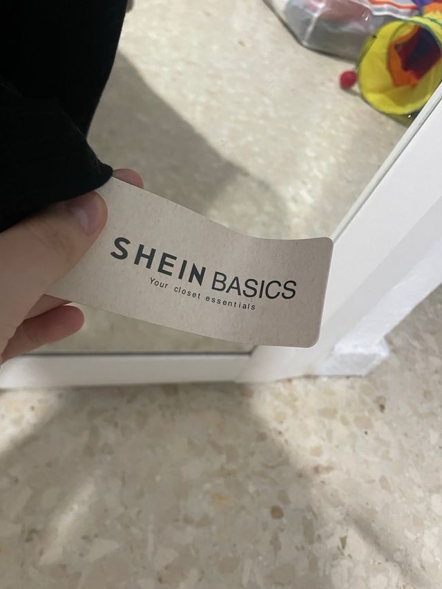 Vestido negro manga larga