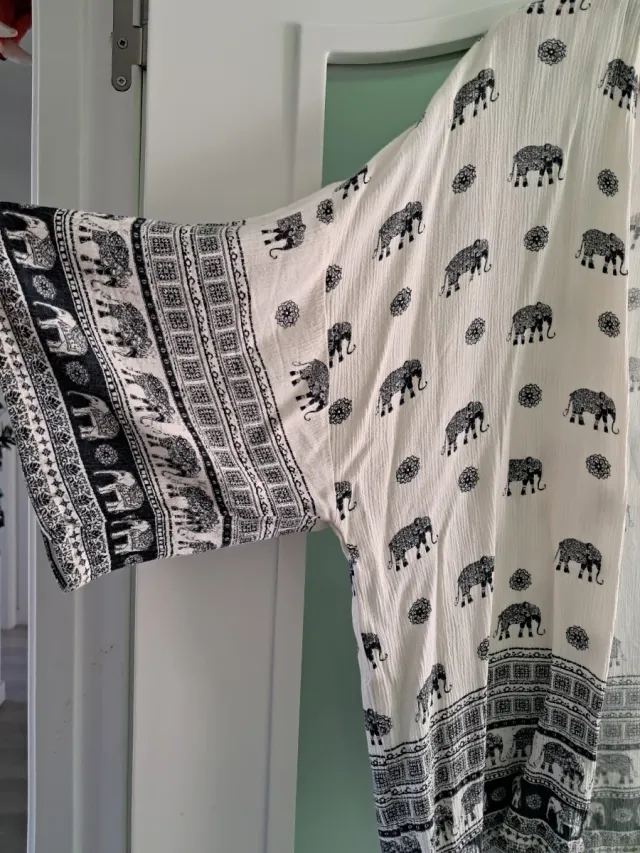 Kimono elefantes talla M
