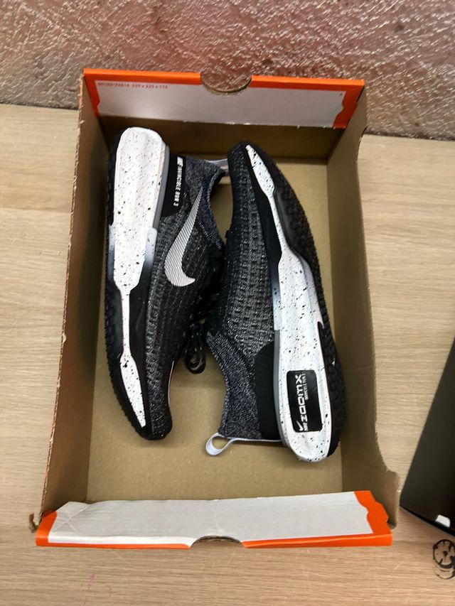 Nike ZoomX Invincible Run FK3 Nero Bianco