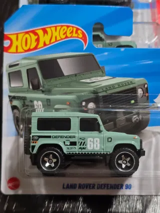 Hot Wheels Land Rover Defender 90