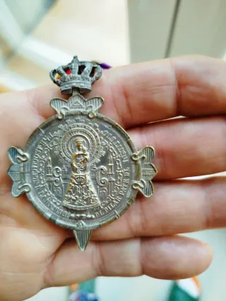 Antigua medalla plata Guardia Civil, Damas Pilar.