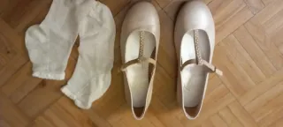 Zapatos comunión Tizzas niña beige y oro. Talla 34