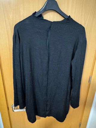 Vestido negro manga larga