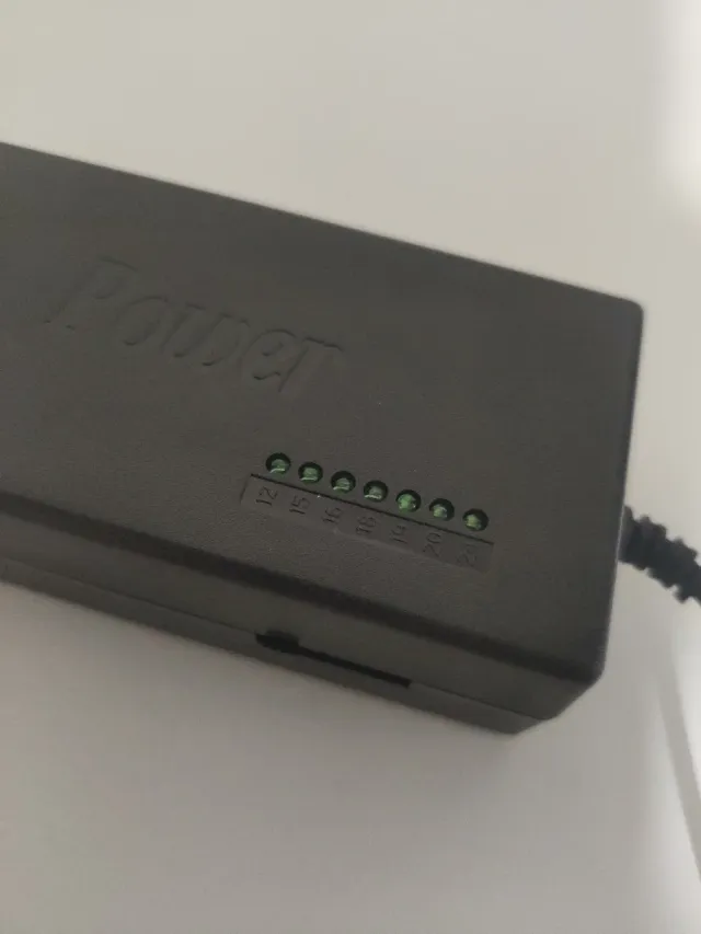 Cargador Para Portátiles, todo tipo de adaptadores