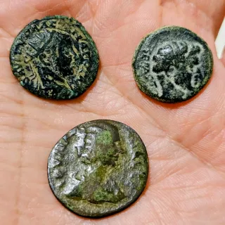 Lotto 1: 3 Antiche Monete Romane