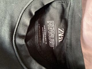 Sudadera Zara Snoopy y Woodstock verde