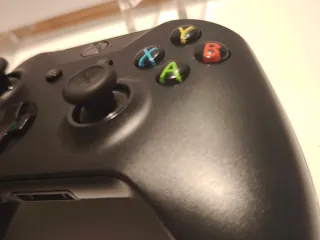 Mando Xbox One Negro