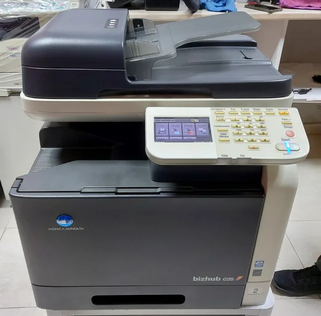 Copiadora Konica Minolta Bizhub C35