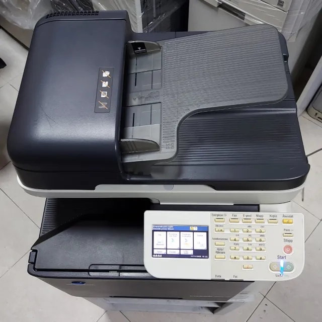 Copiadora Konica Minolta Bizhub C35