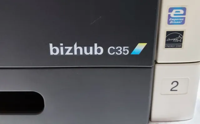 Copiadora Konica Minolta Bizhub C35
