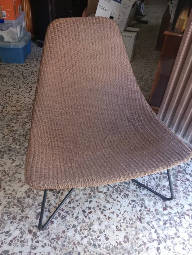 Silla Diseño Mimbre y Metal.
