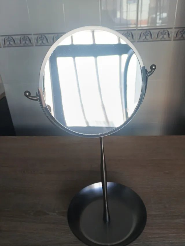 Espejo de tocador